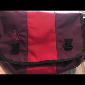 Timbuk2 Messenger Bag size small!